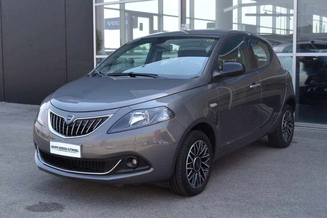 Lancia Lancia Ypsilon YPSILON III 2021 1.0 firefly hybrid Platino s and s 70cv