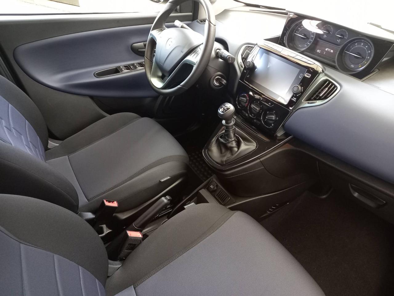 Lancia Lancia Ypsilon usata 23