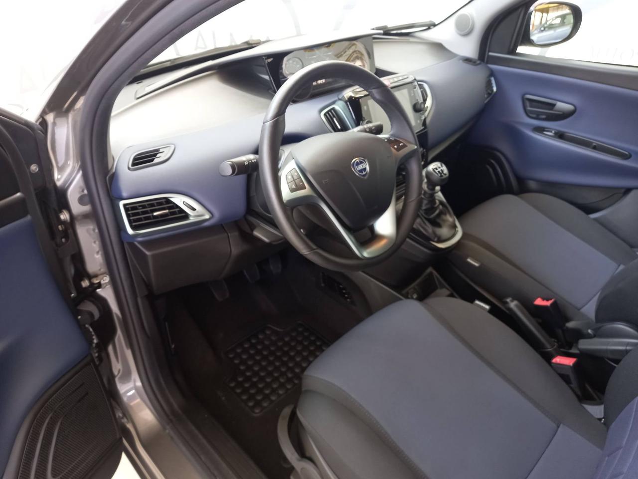 Lancia Lancia Ypsilon usata 24