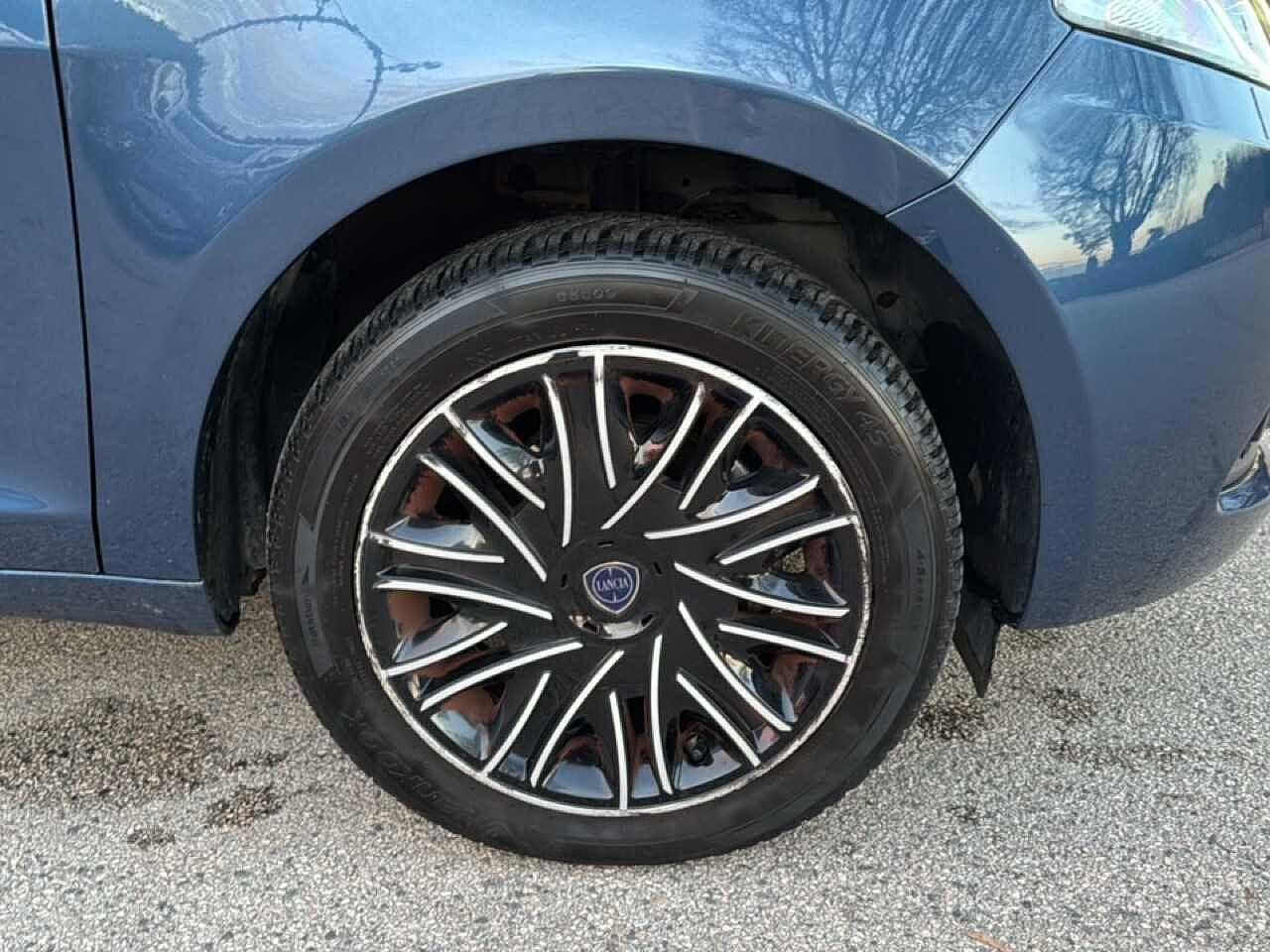 Lancia Lancia Ypsilon usata 2