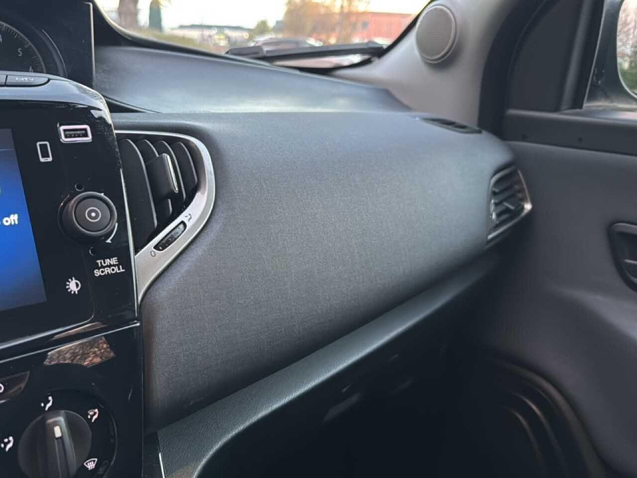 Lancia Lancia Ypsilon usata 14