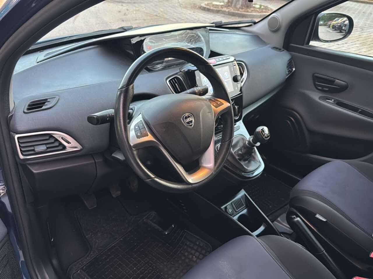 Lancia Lancia Ypsilon usata 17