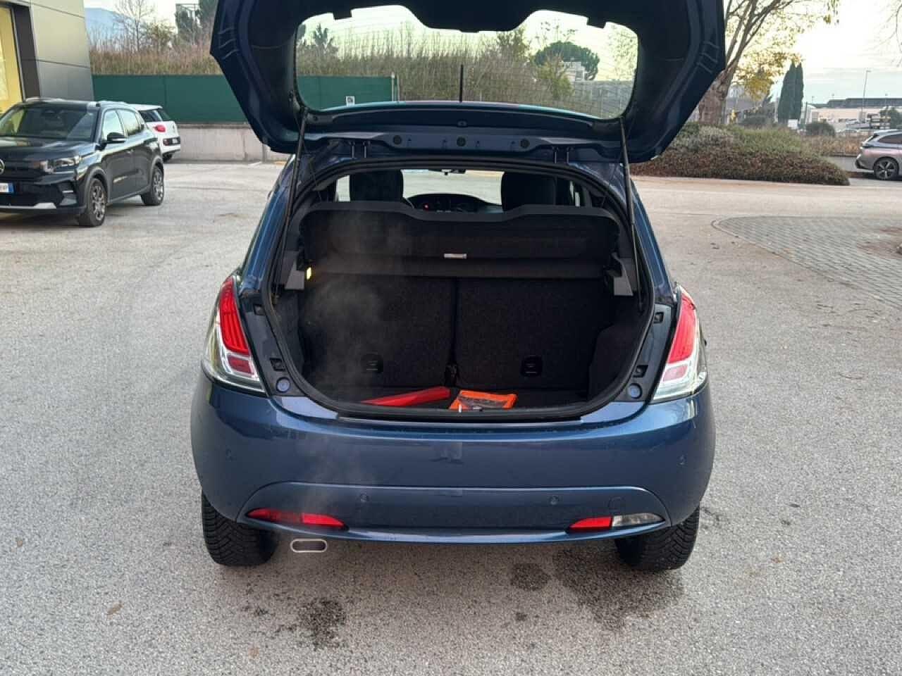 Lancia Lancia Ypsilon usata 21