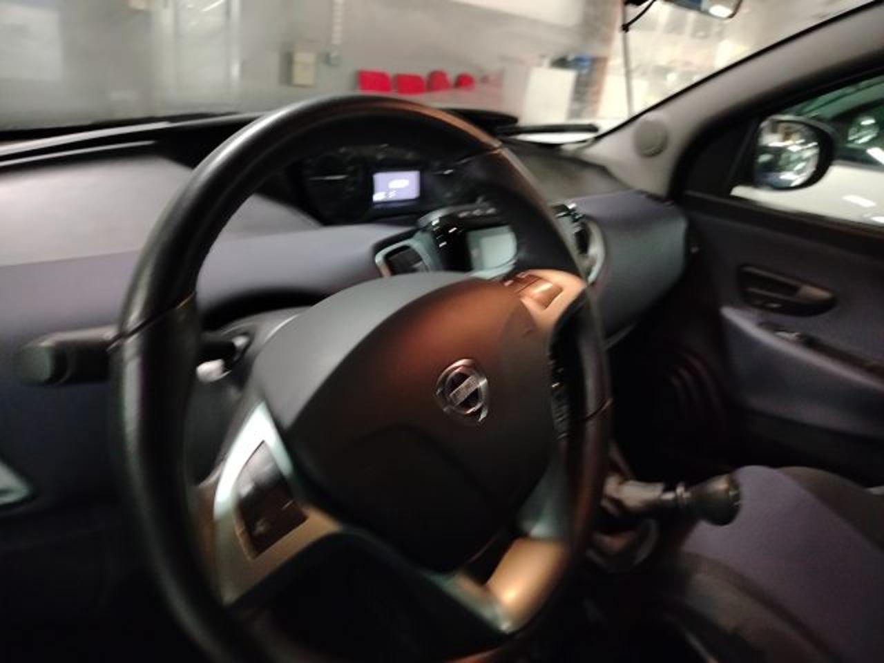 Lancia Lancia Ypsilon usata 12