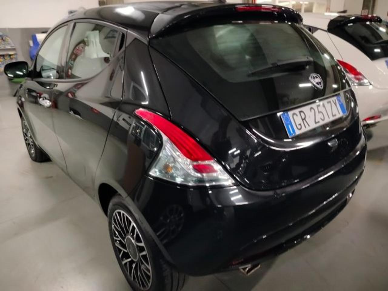 Lancia Lancia Ypsilon usata 27