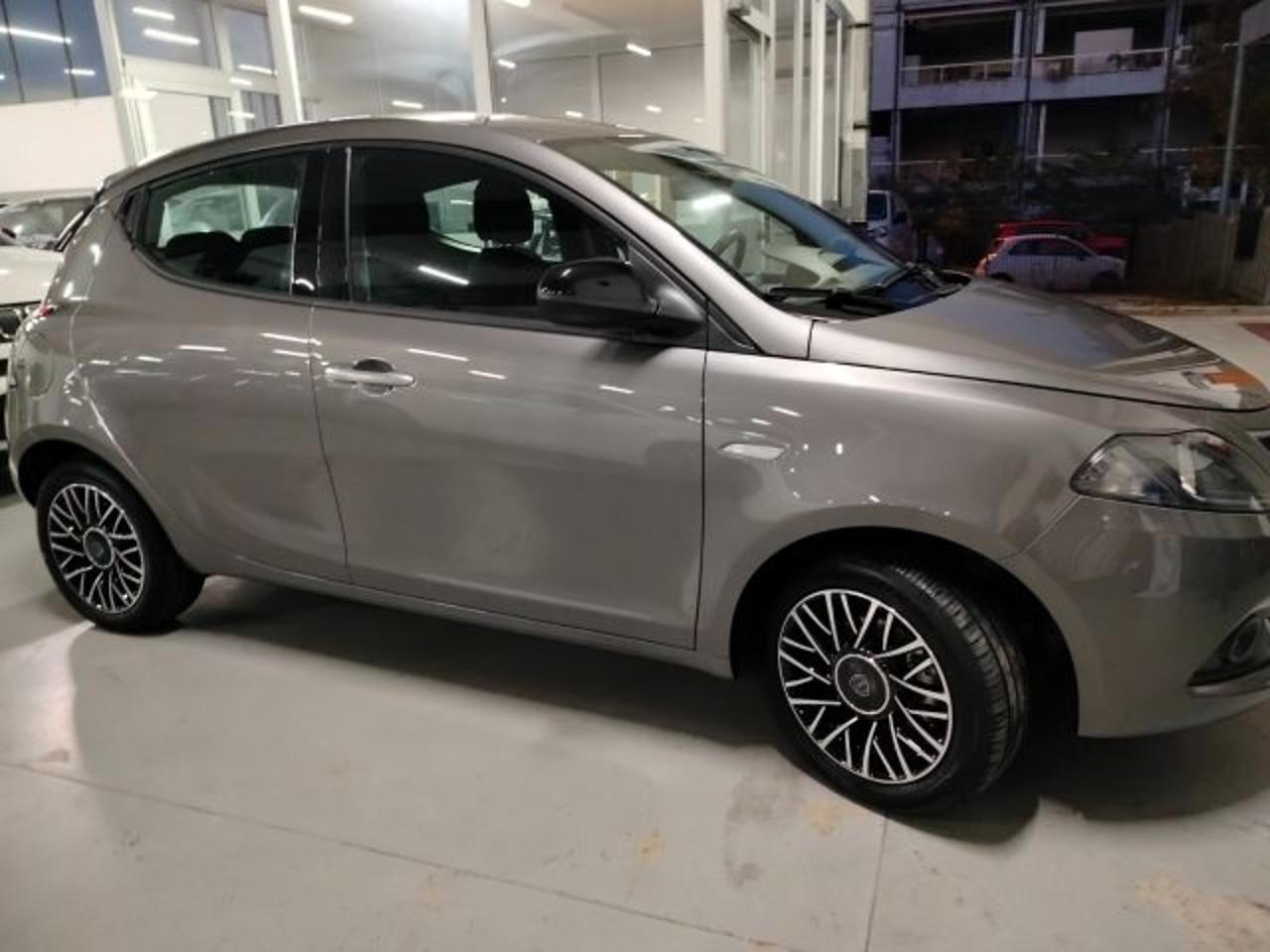 Lancia Lancia Ypsilon usata 26