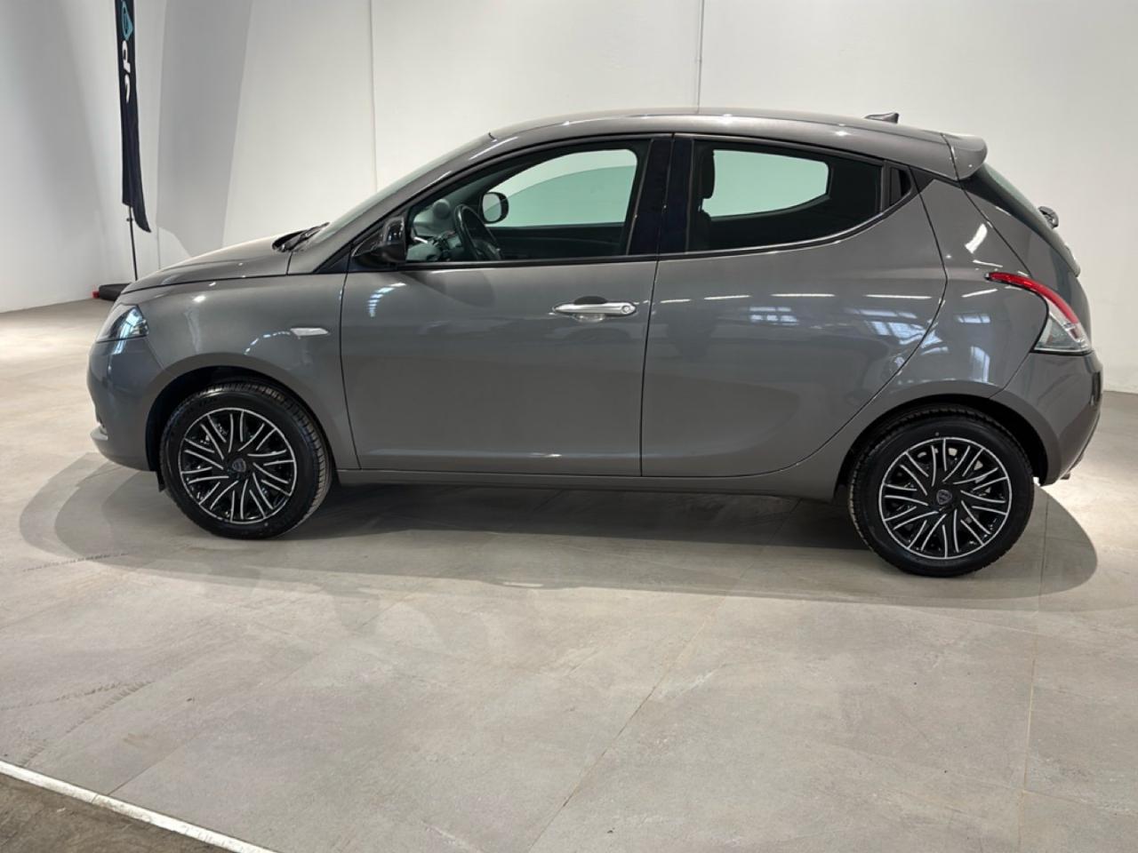 Lancia Lancia Ypsilon usata 17