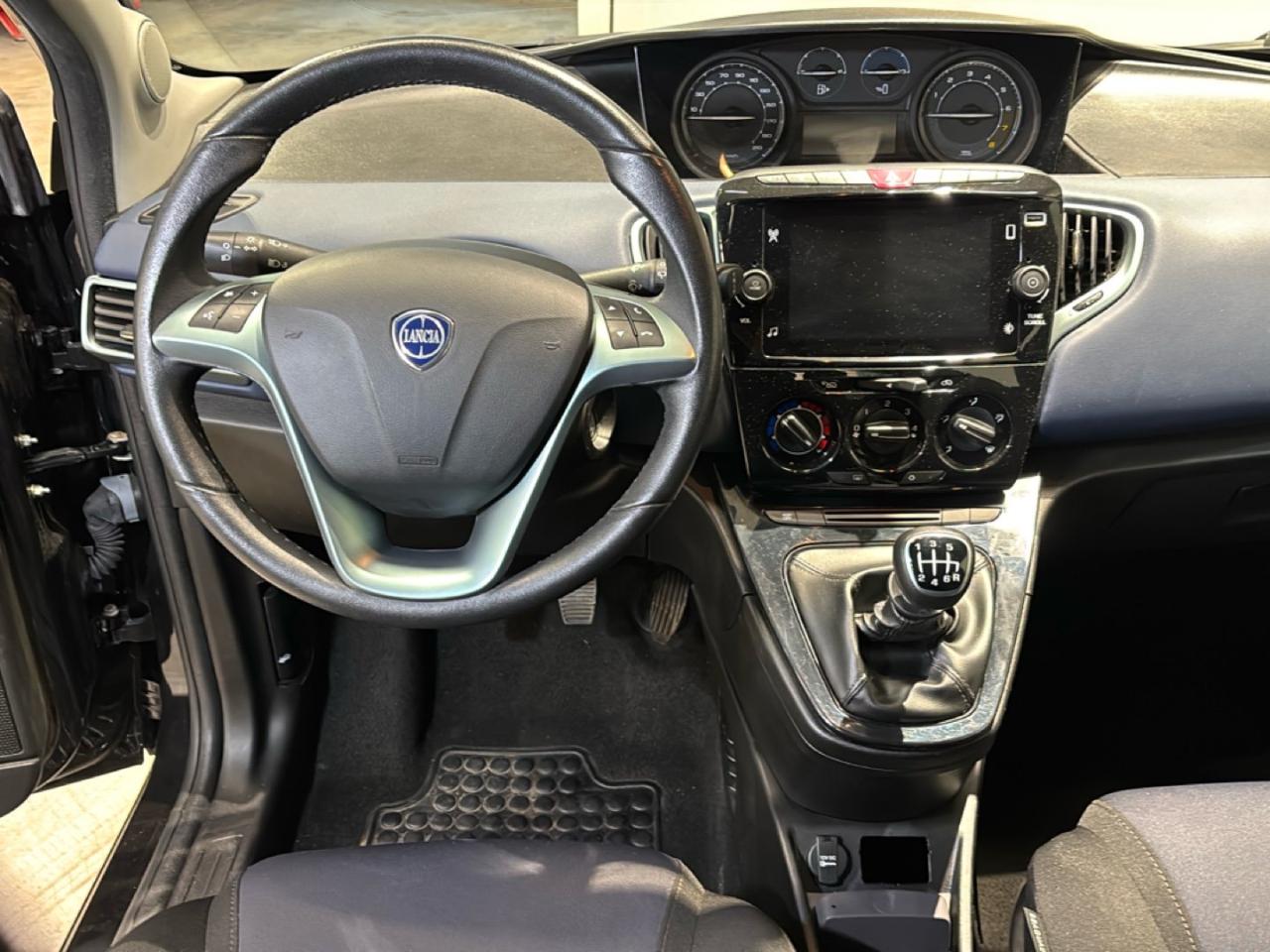 Lancia Lancia Ypsilon usata 2