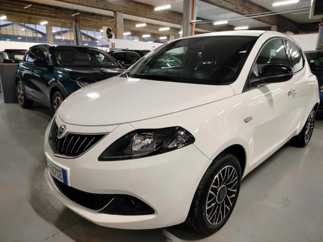 Lancia Lancia Ypsilon YPSILON 1.0 70cv Hybrid Platino PROMO