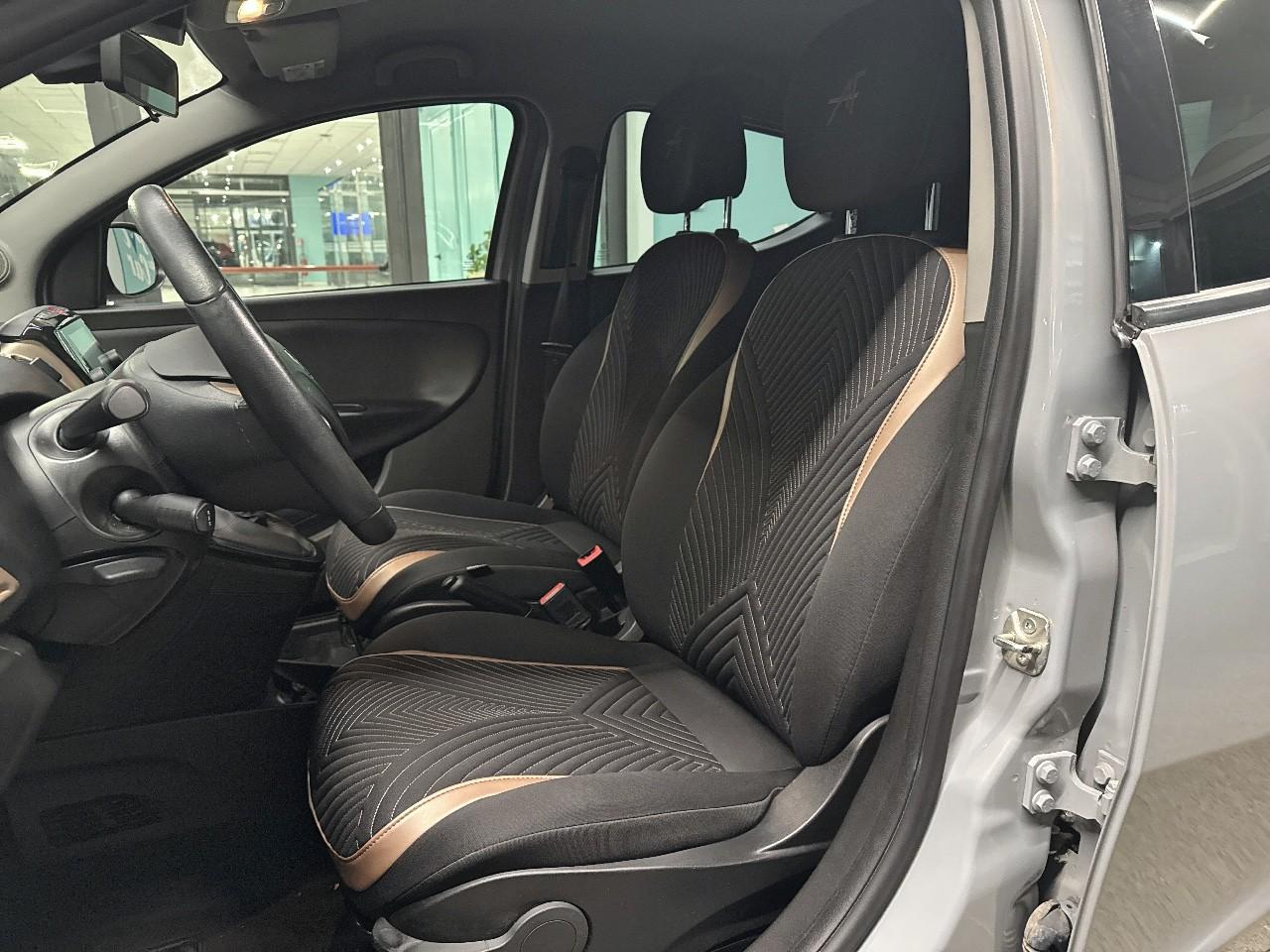 Lancia Lancia Ypsilon usata 19