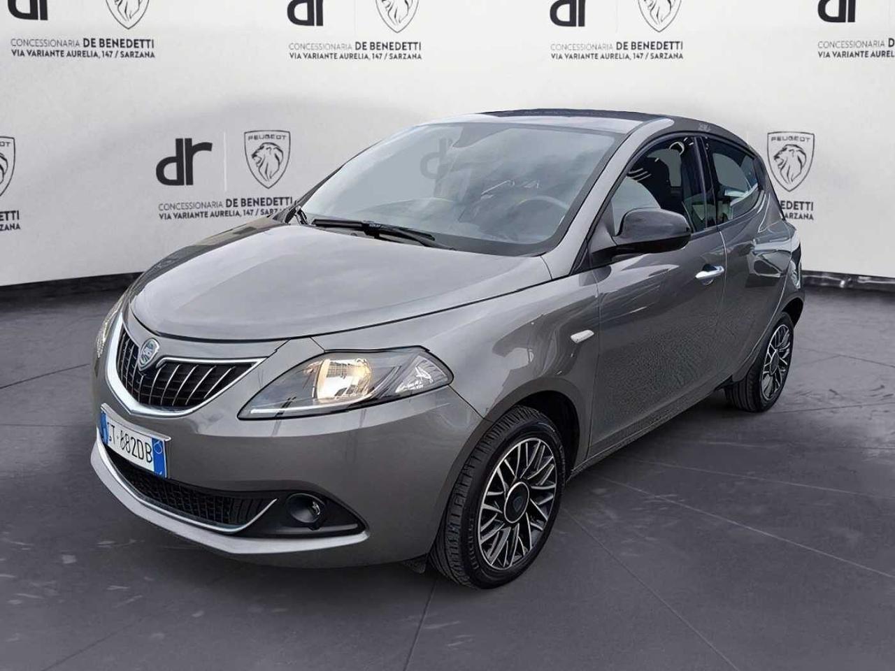 lancia ypsilon ypsilon 1.0 firefly 5 porte ss hybrid platino usata