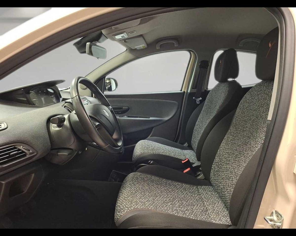 Lancia Lancia Ypsilon usata 16