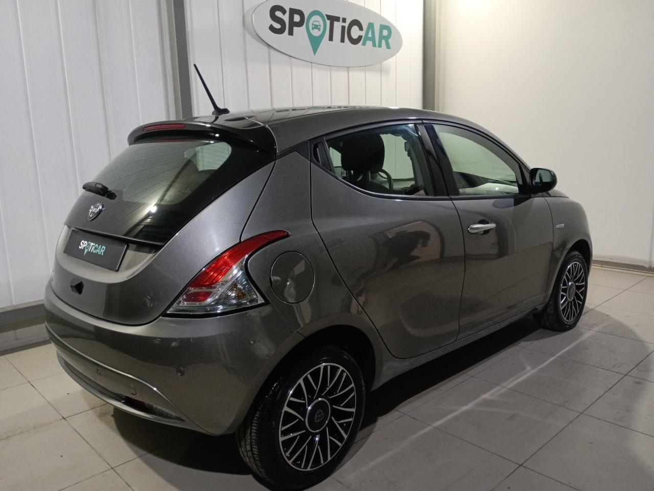 Lancia Lancia Ypsilon usata 8