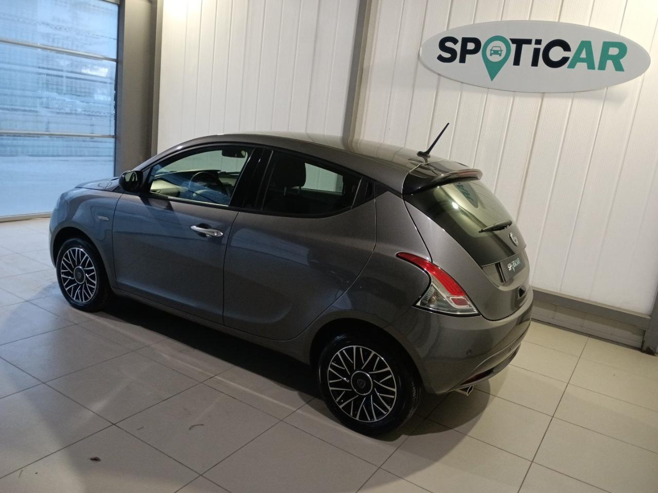 Lancia Lancia Ypsilon usata 15