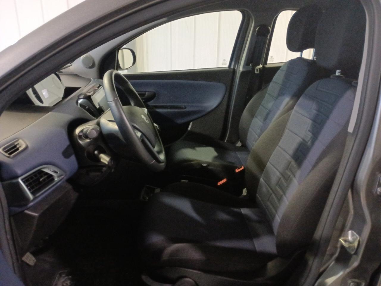 Lancia Lancia Ypsilon usata 18