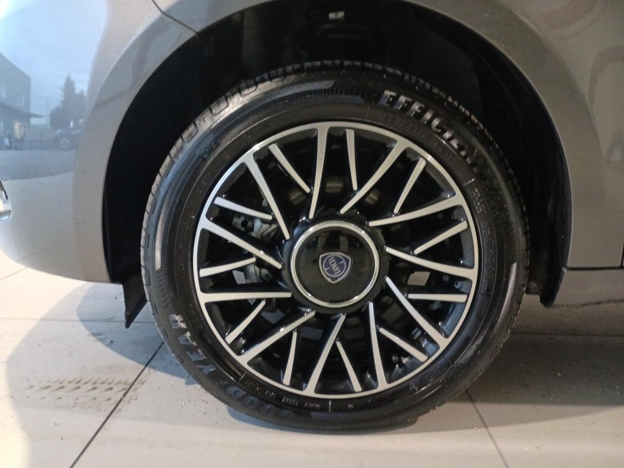 Lancia Lancia Ypsilon usata 19