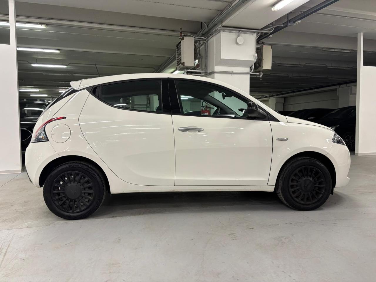 Lancia Lancia Ypsilon usata 17