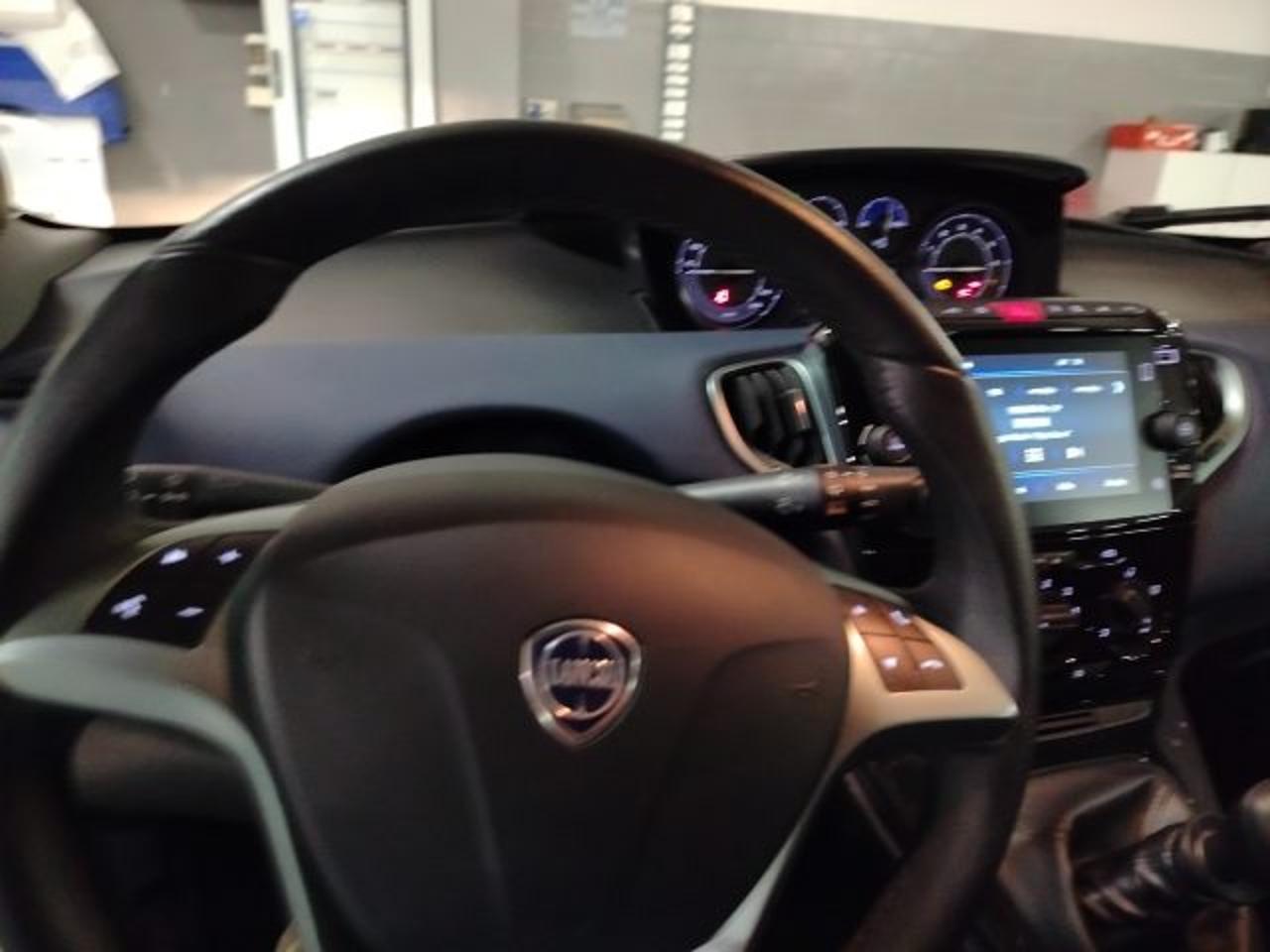 Lancia Lancia Ypsilon usata 21