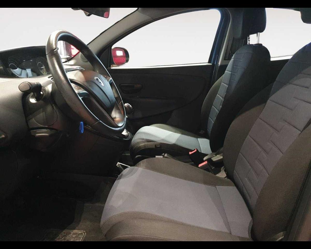 Lancia Lancia Ypsilon usata 2