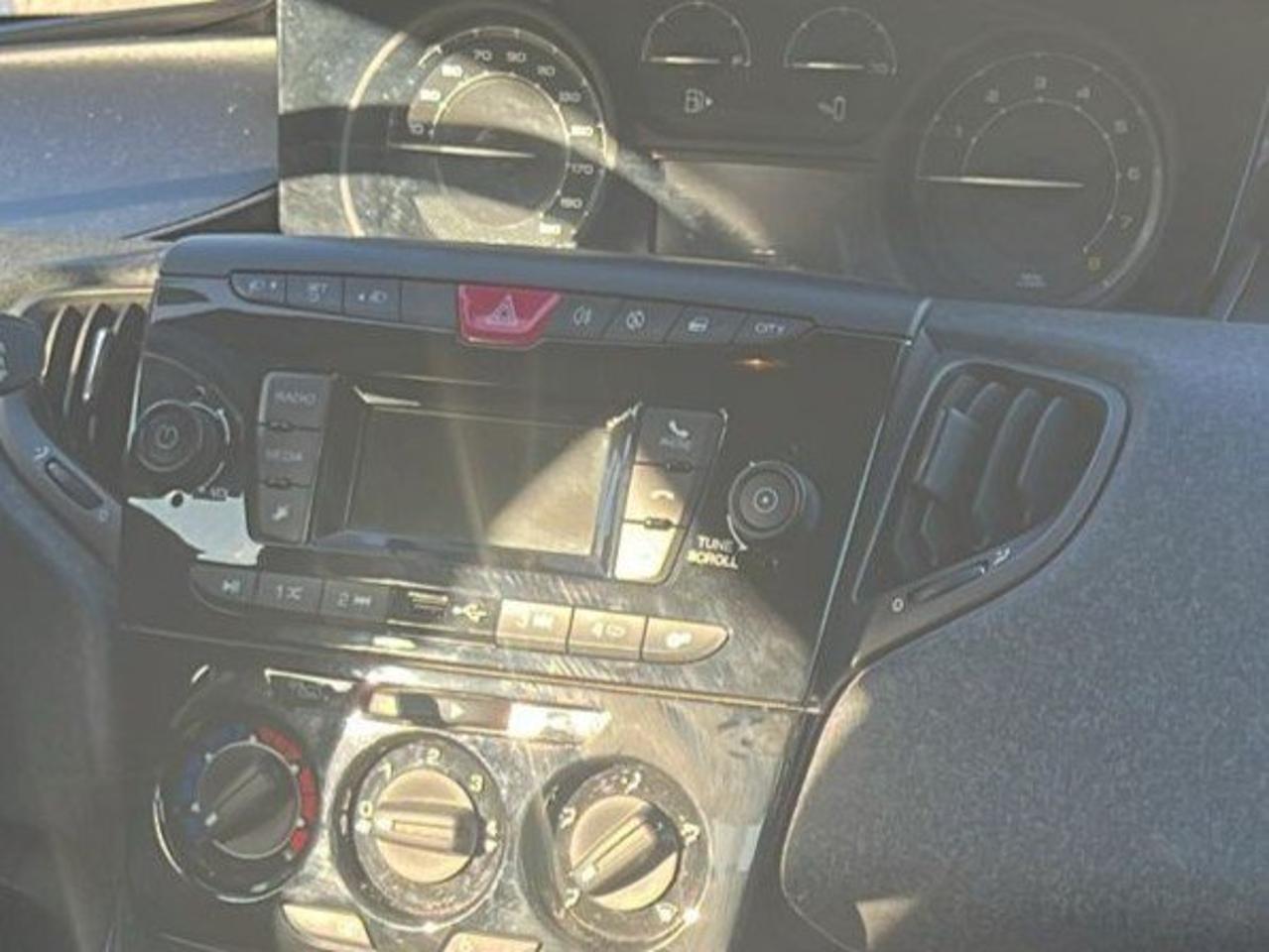 Lancia Lancia Ypsilon usata 2