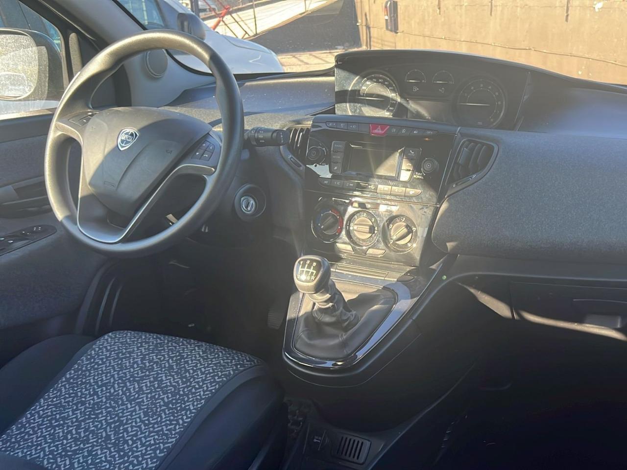 Lancia Lancia Ypsilon usata 17