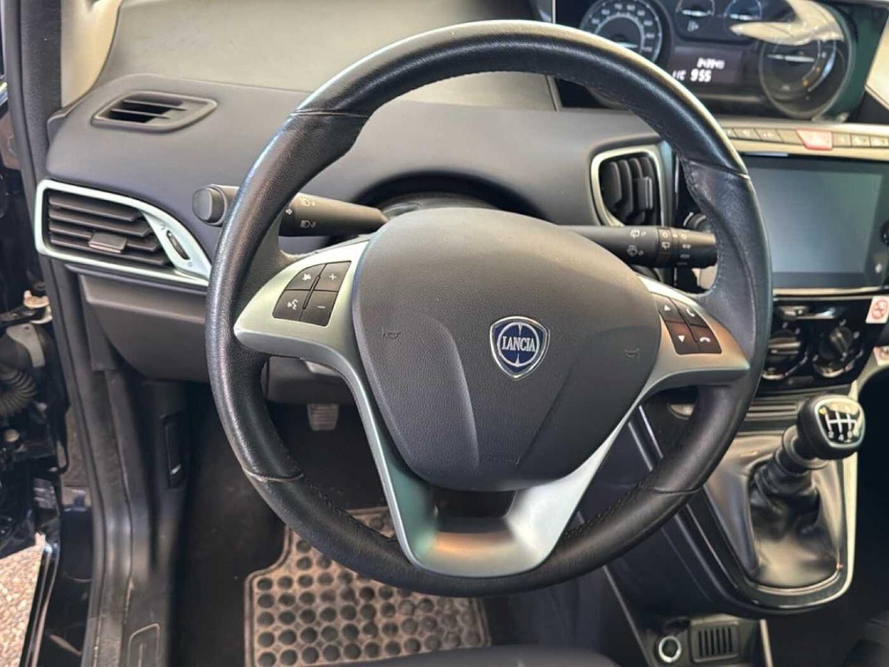 Lancia Lancia Ypsilon usata 2