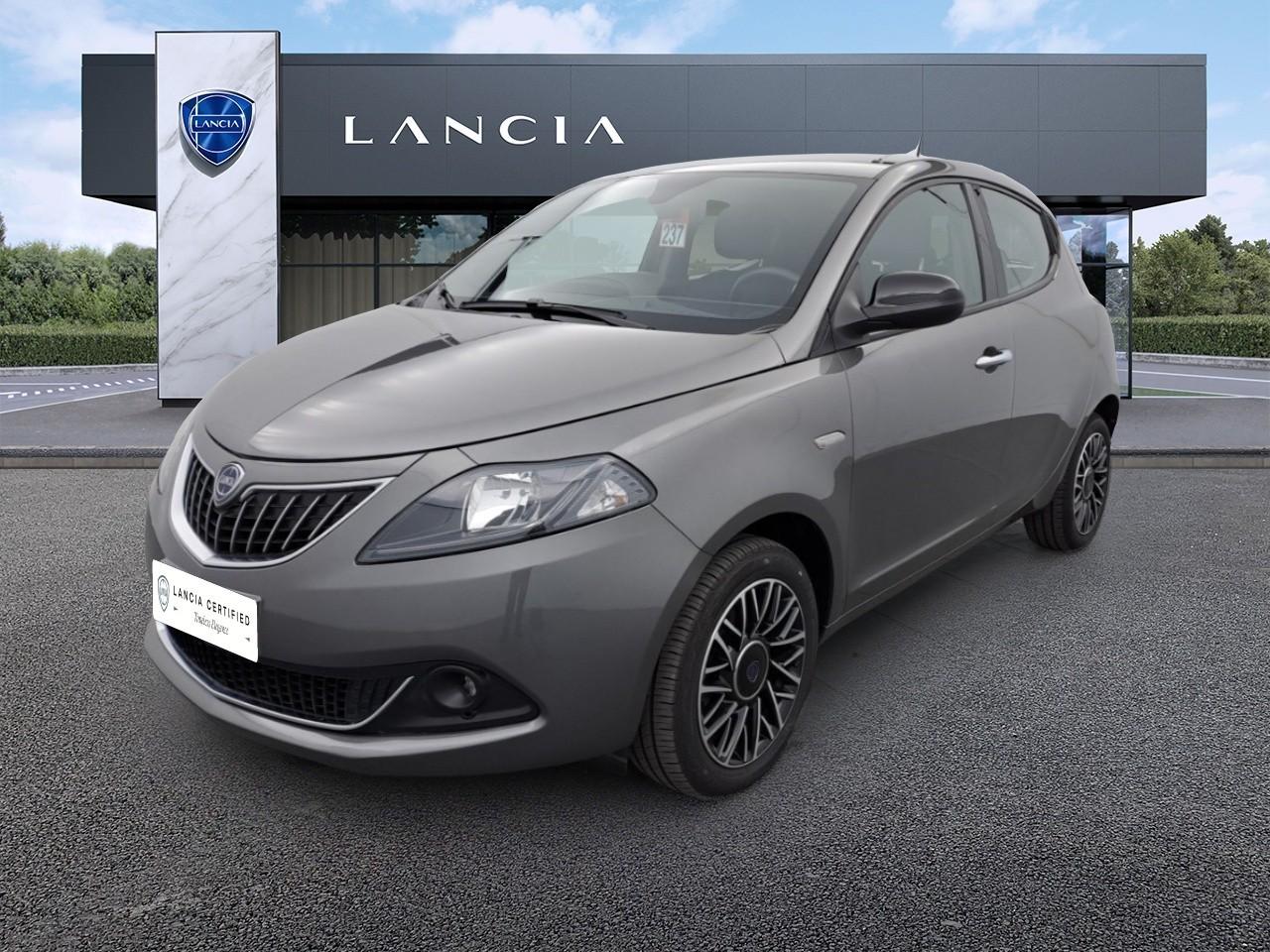 lancia ypsilon ypsilon 1.0 firefly 70cv hybrid platino usata