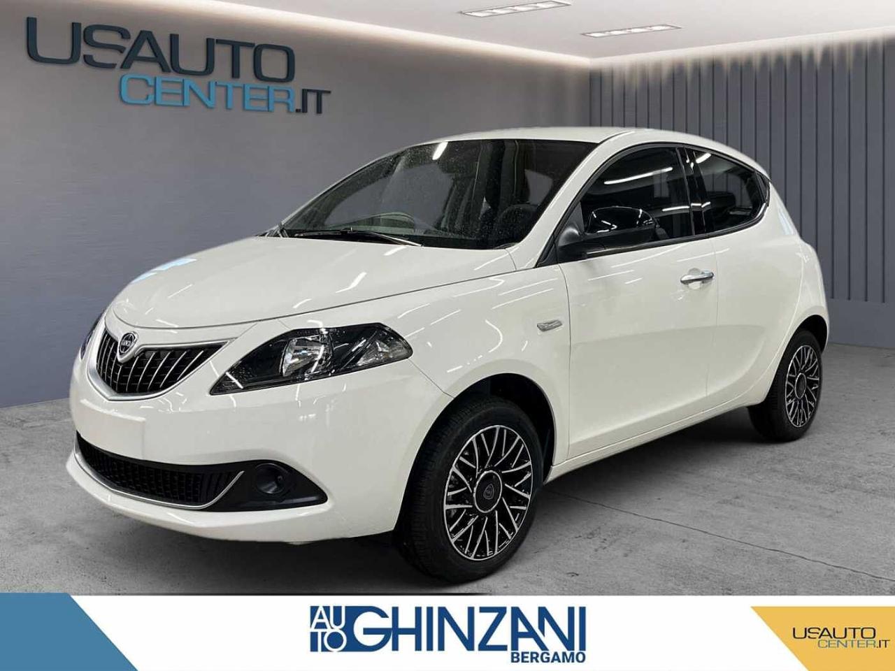 lancia ypsilon ypsilon 1.0 firefly 5 porte ss hybrid platino usata