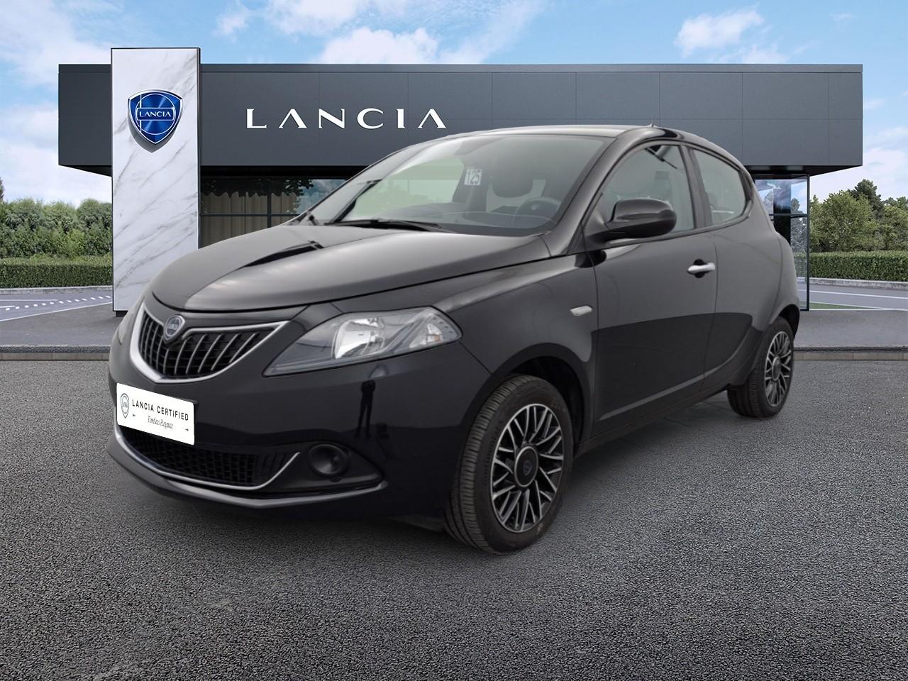 lancia ypsilon ypsilon 1.0 firefly 70cv hybrid platino usata
