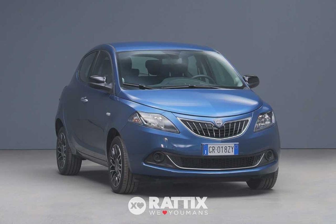 lancia ypsilon ypsilon 1.0 firefly hybrid 70cv platino usata