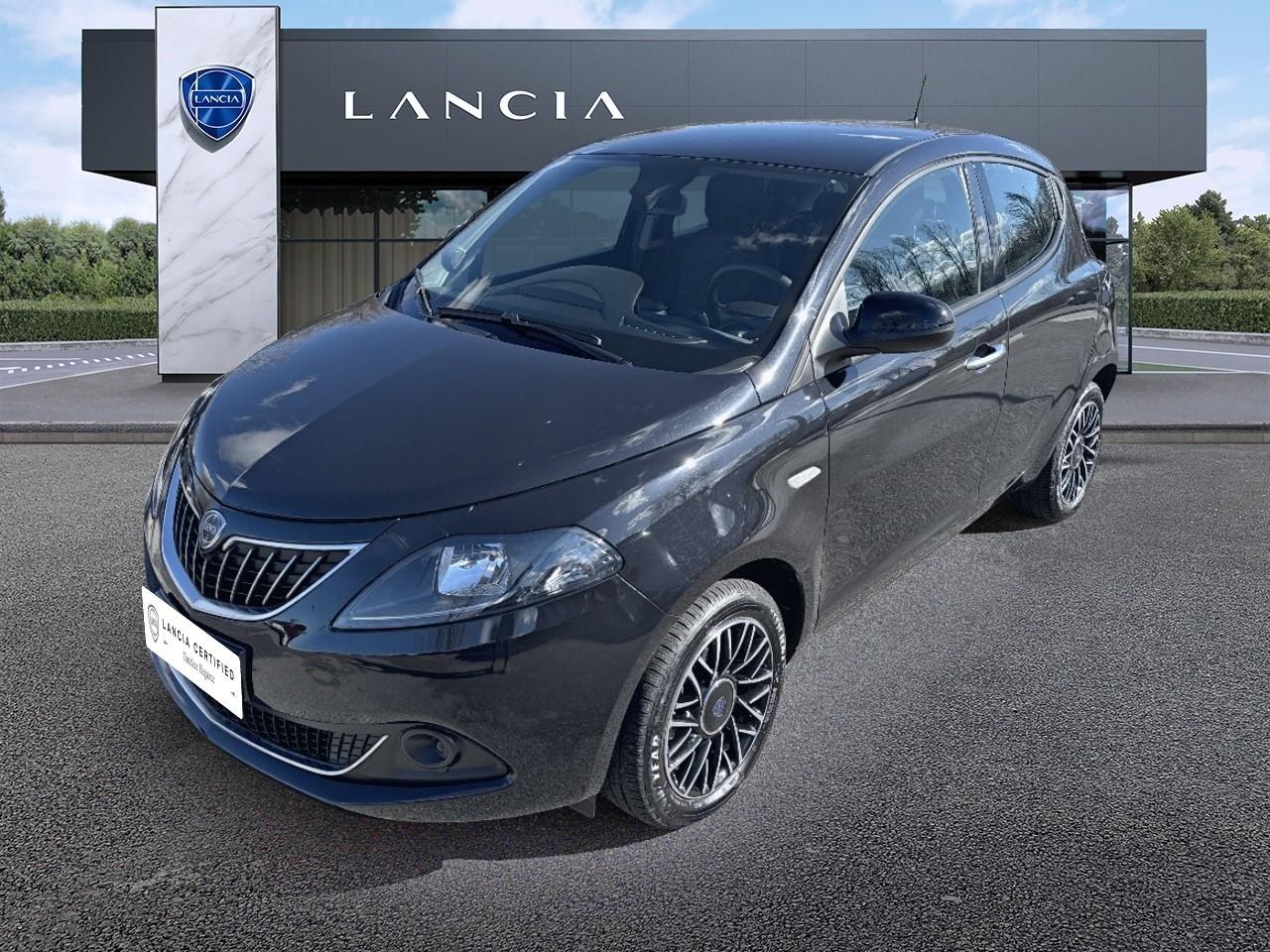 lancia ypsilon ypsilon 1.0 firefly 70cv hybrid platino usata