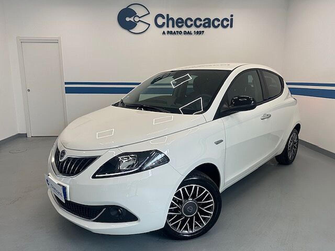 lancia ypsilon ypsilon 1.0 gold usata