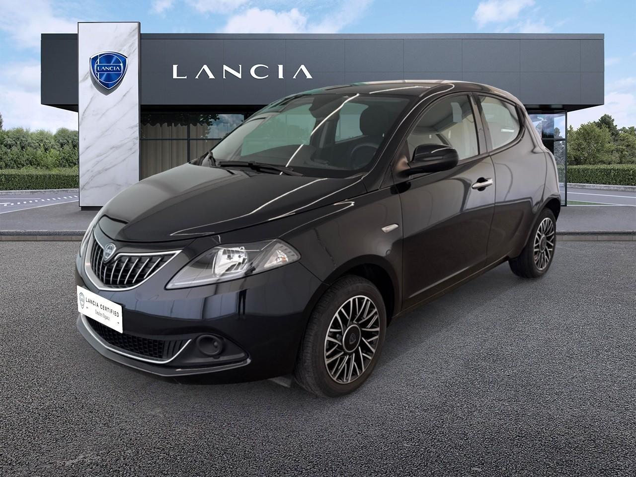 lancia ypsilon ypsilon 1.0 firefly 70cv hybrid platino usata