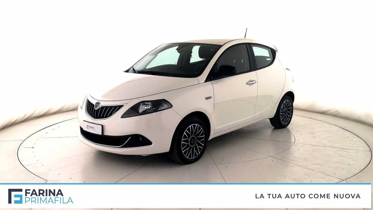 lancia ypsilon ypsilon 1.0 firefly hybrid platino ss 70cv usata