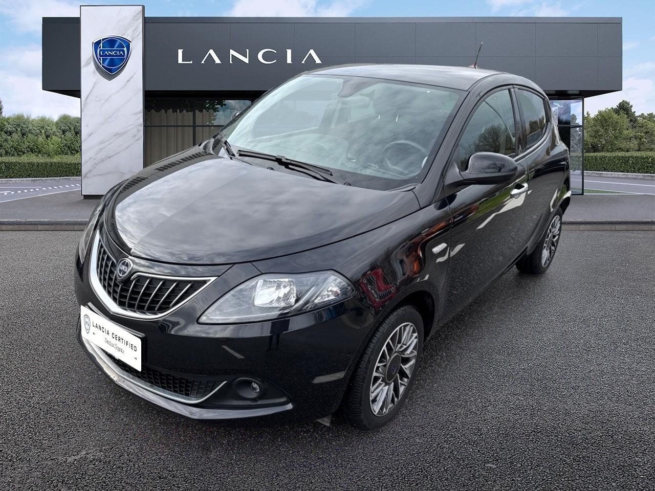 lancia ypsilon ypsilon 1.0 firefly 70cv ss hybrid gold plus usata