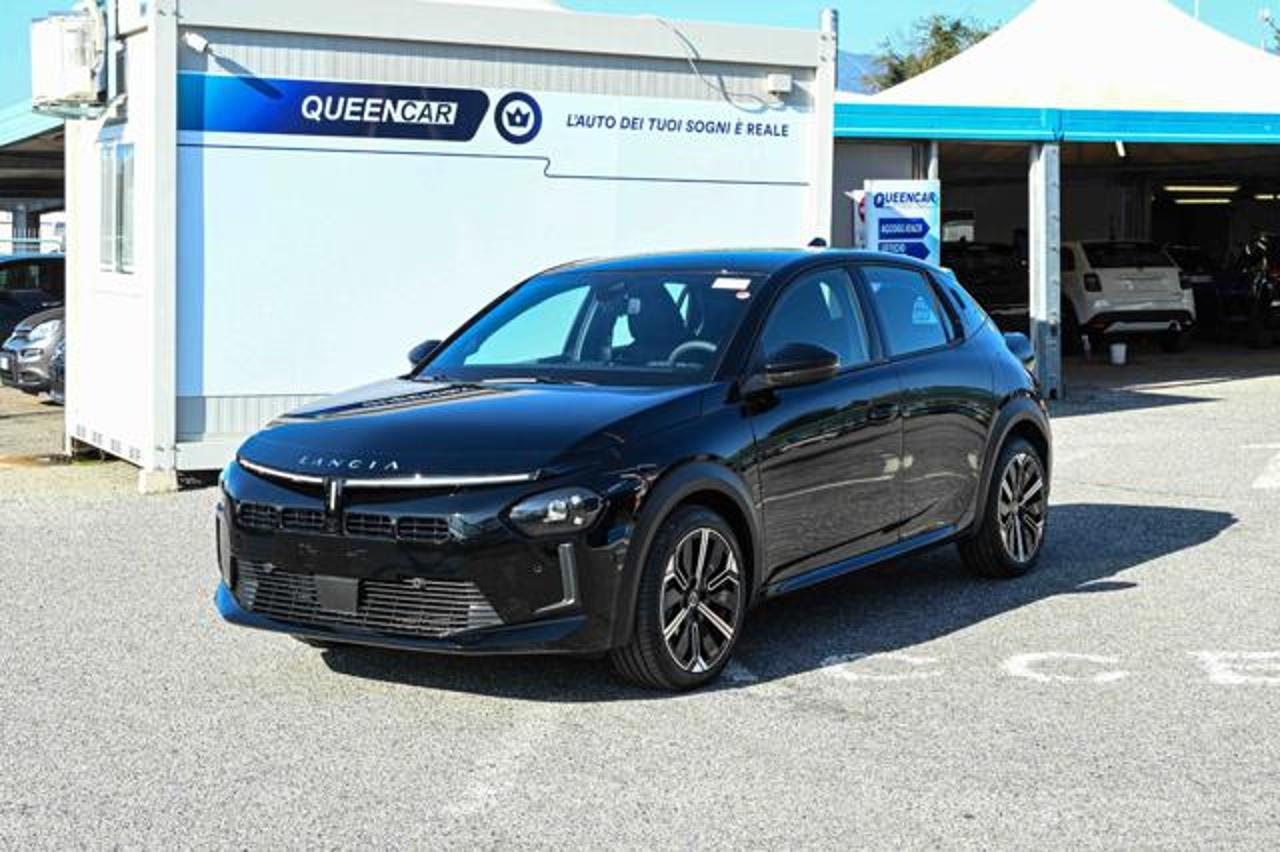 lancia ypsilon ypsilon hybrid e-dct usata