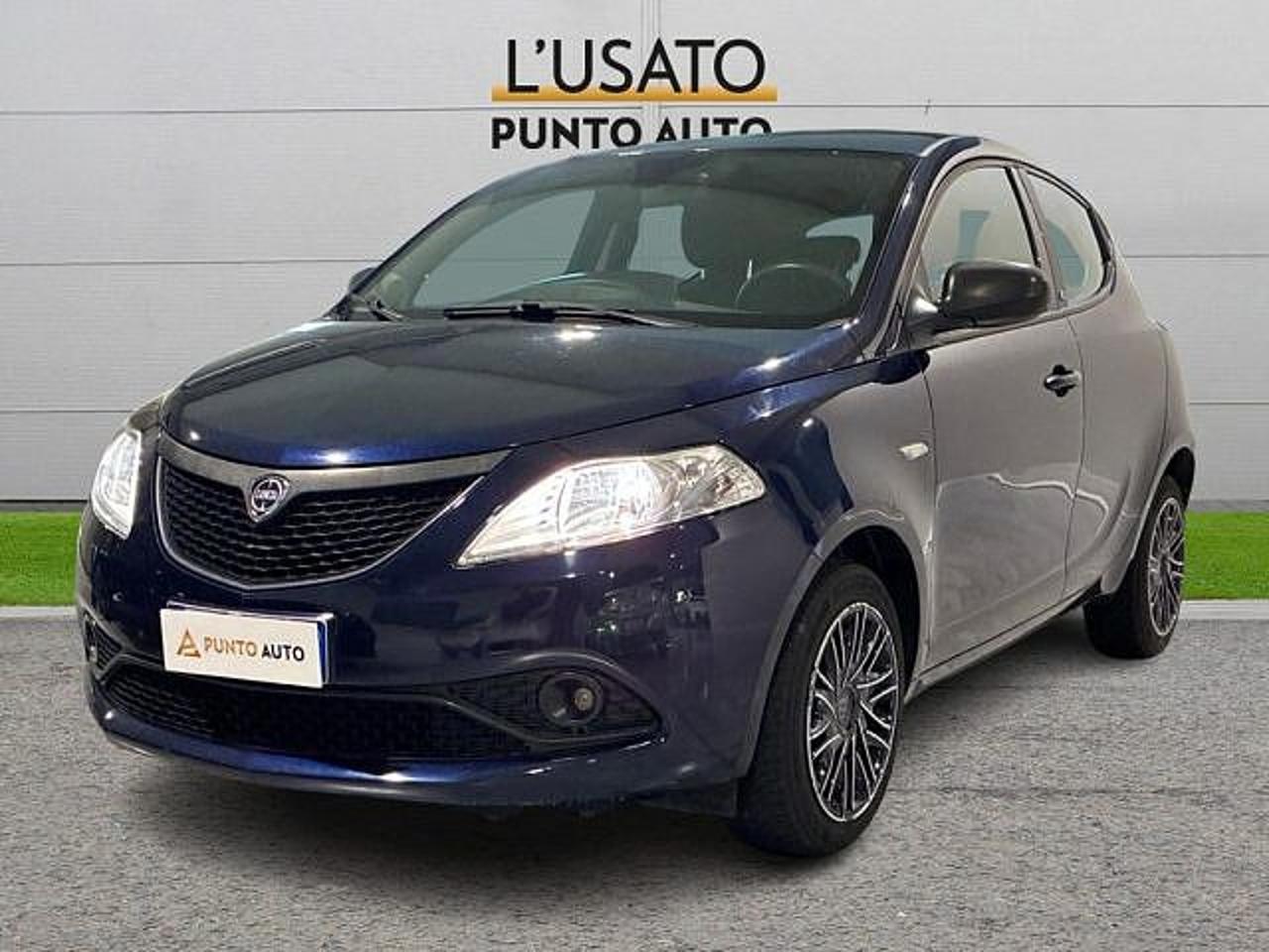 lancia ypsilon ypsilon 1.2 69 cv 5 porte gpl ecochic elefantino blu usata