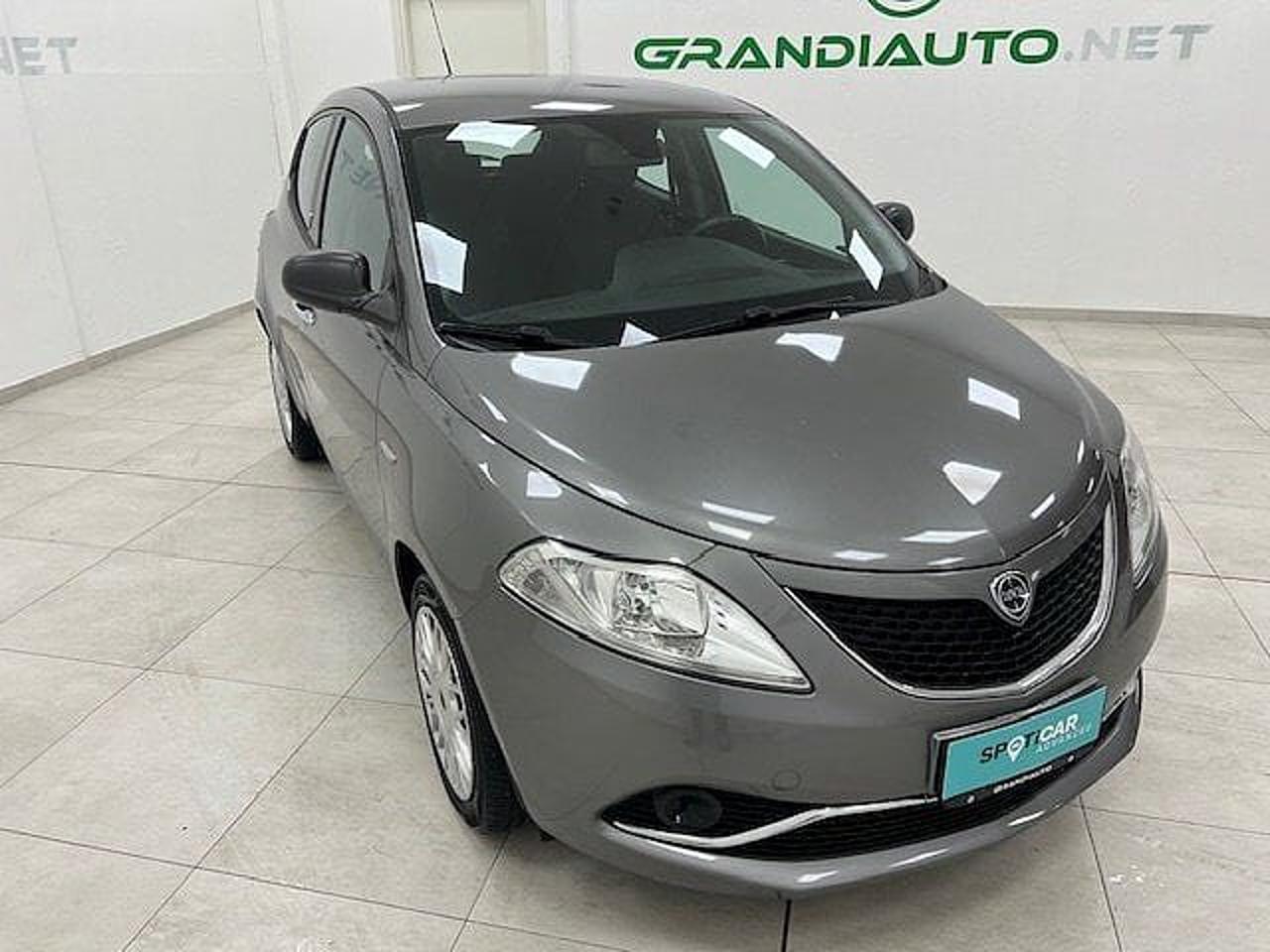 Lancia Lancia Ypsilon usata 12