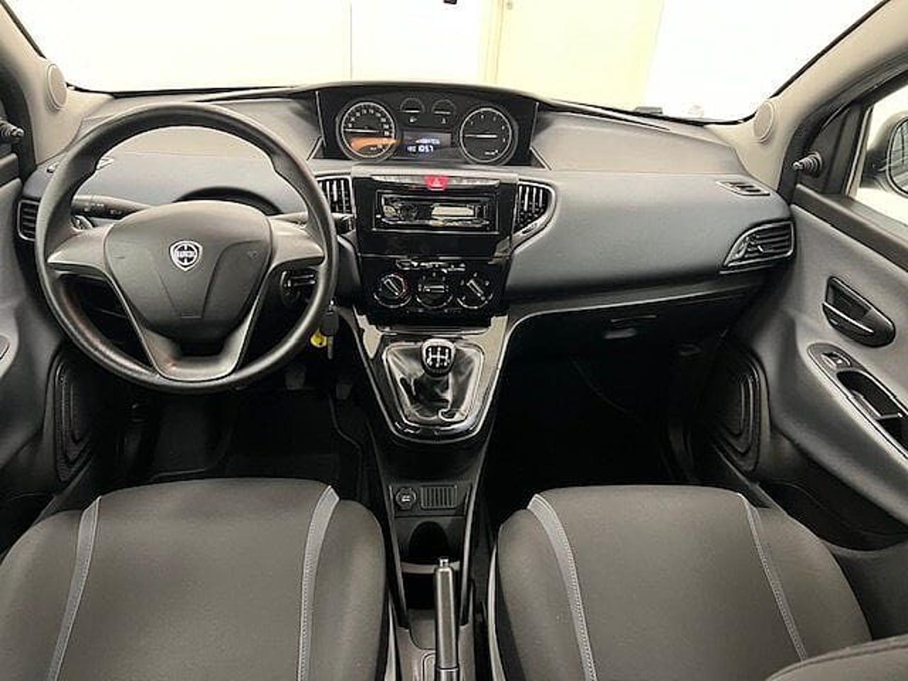 Lancia Lancia Ypsilon usata 15