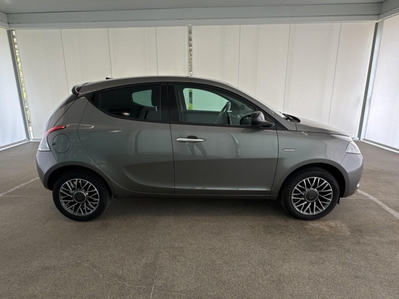 Lancia Lancia Ypsilon usata 14