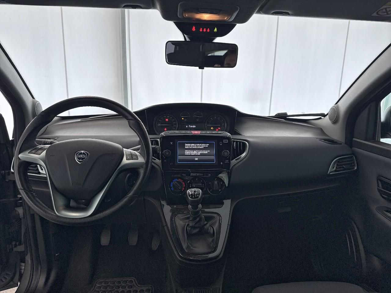Lancia Lancia Ypsilon usata 18