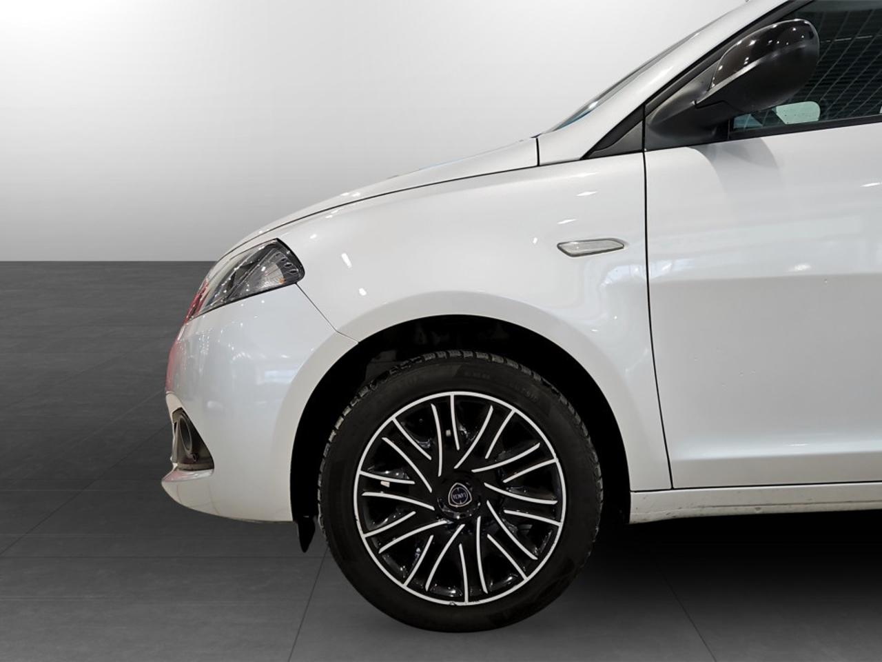 Lancia Lancia Ypsilon usata 9