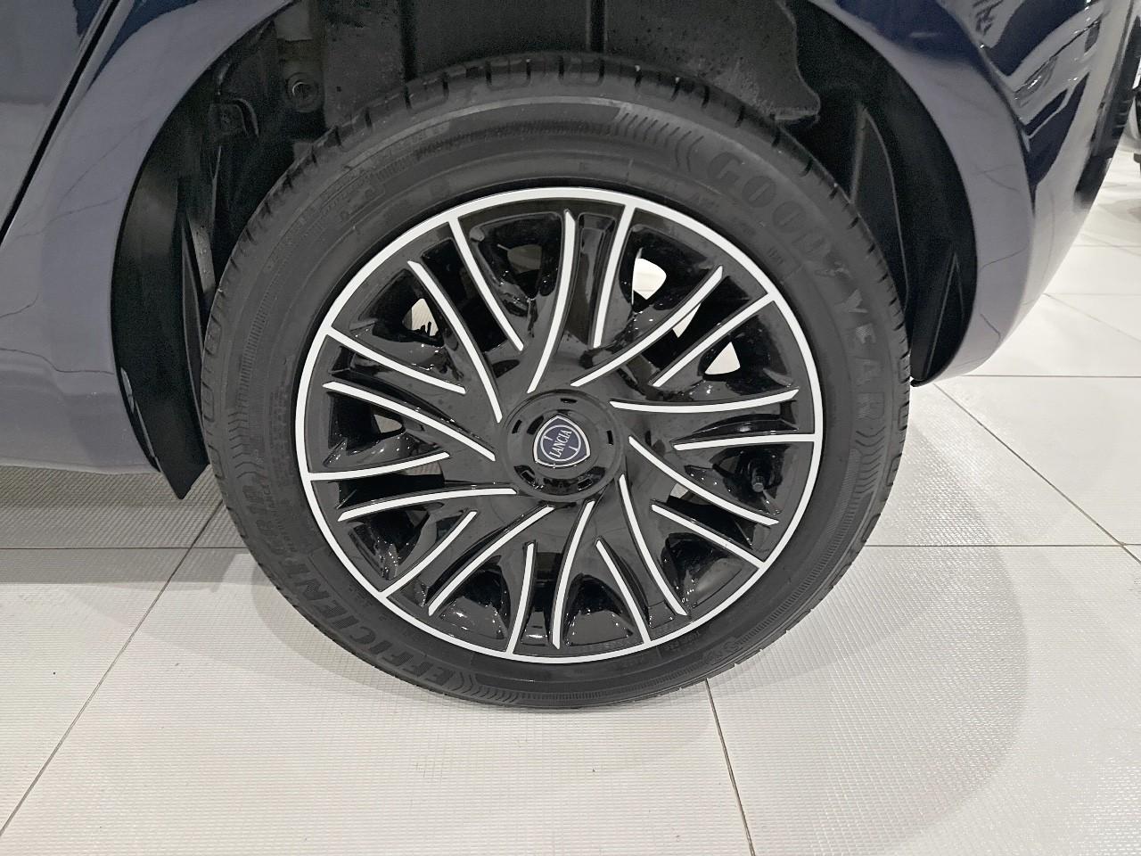 Lancia Lancia Ypsilon usata, con Isofix