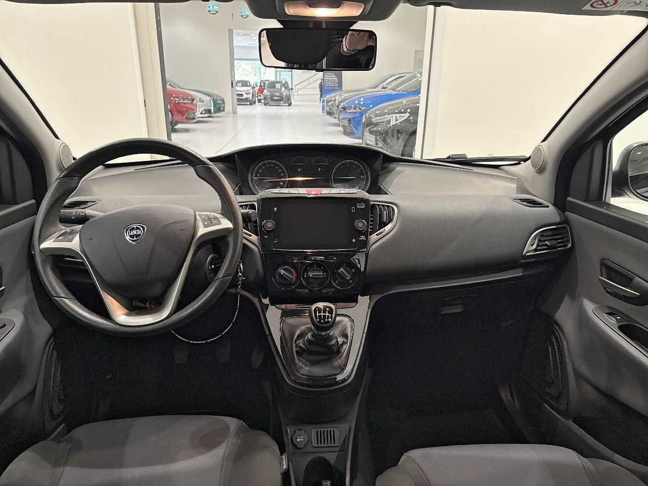 Lancia Lancia Ypsilon usata 18
