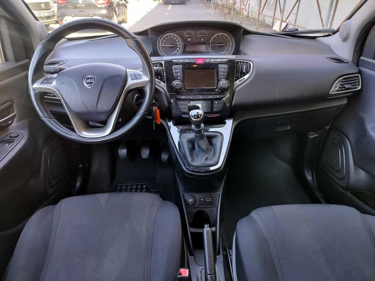 Lancia Lancia Ypsilon usata 2