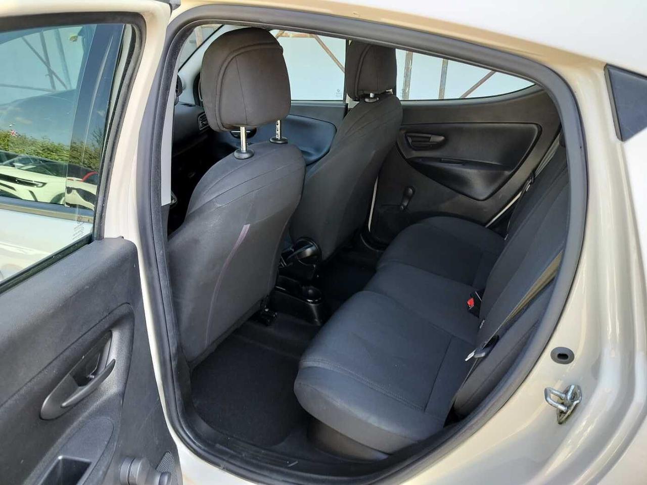 Lancia Lancia Ypsilon usata 17