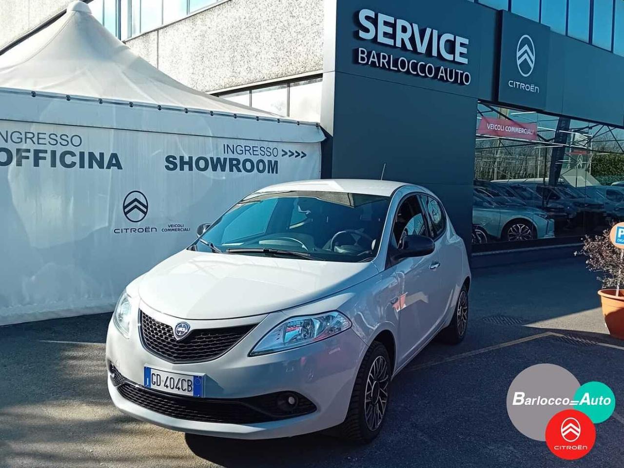 Lancia Lancia Ypsilon YPSILON 1.0 FireFly 5 porte S&S Hybrid Ecochic Gold