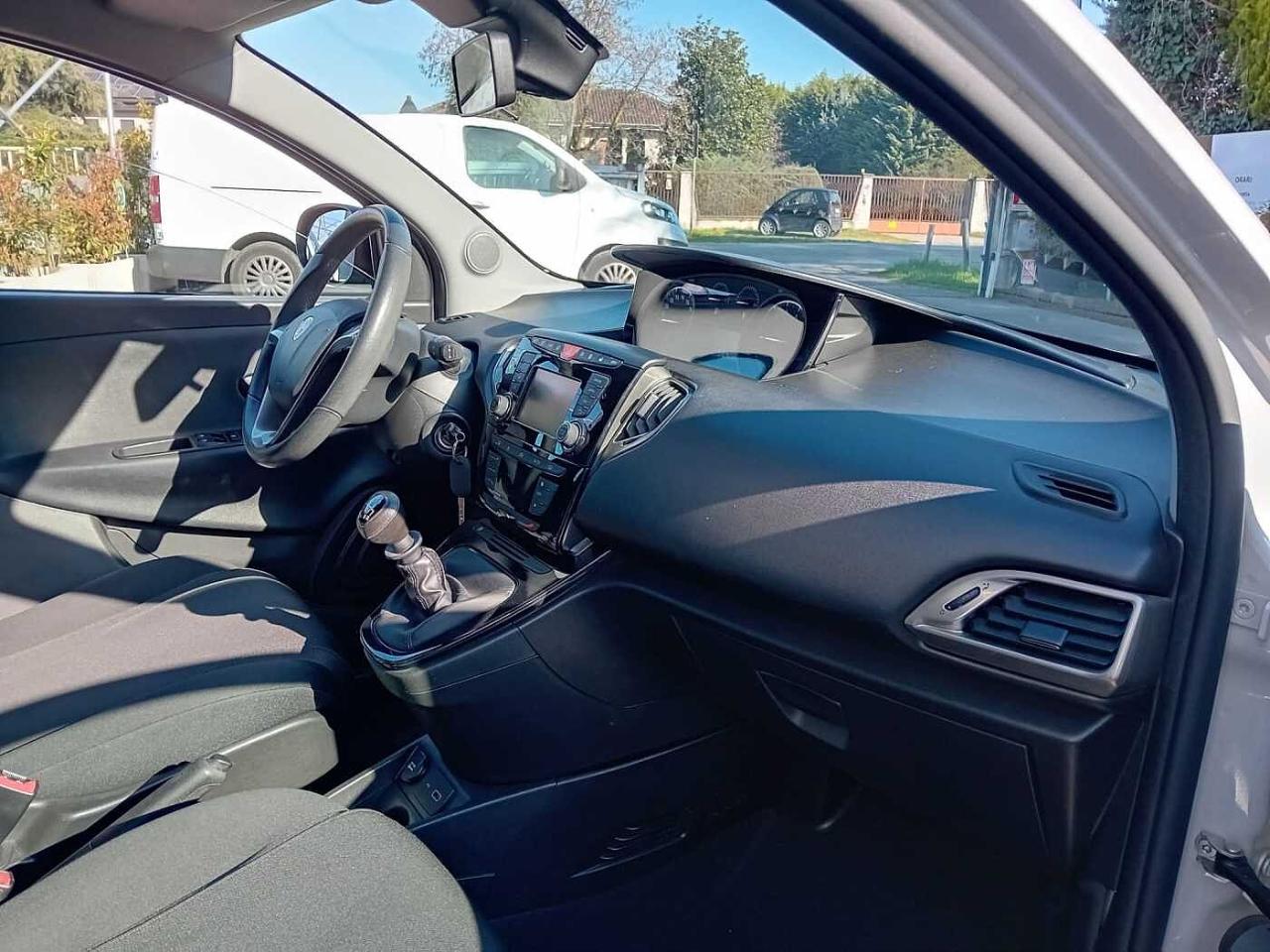 Lancia Lancia Ypsilon usata 3