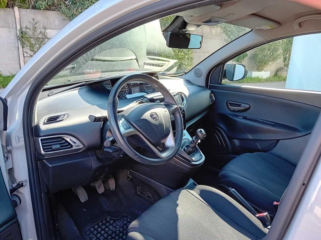 Lancia Lancia Ypsilon usata 13