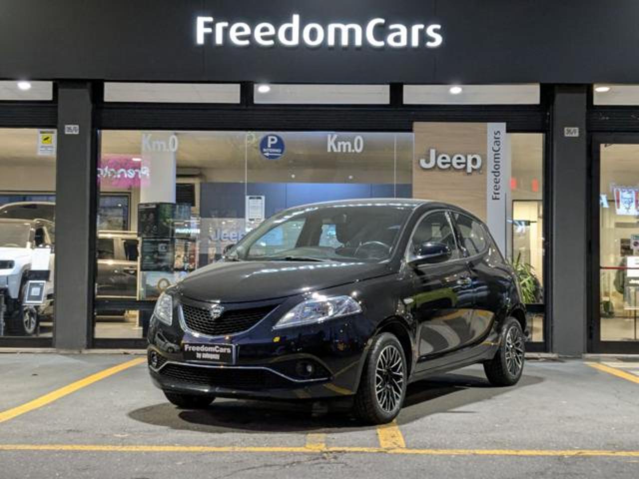 lancia ypsilon ypsilon 1.2 69 cv 5 porte gold usata